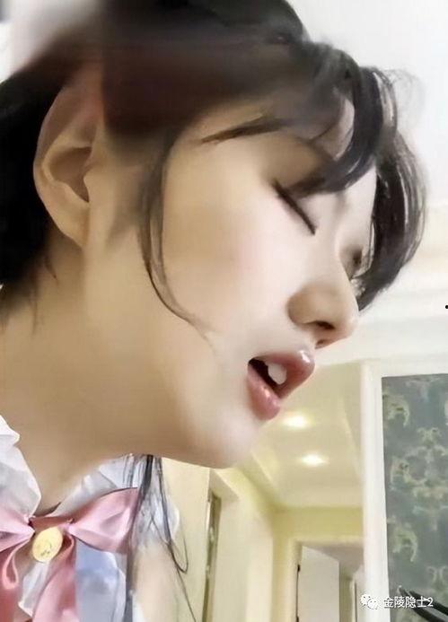 吃瓜女网红视频在线播放,揭秘吃瓜女网红的在线播放魅力