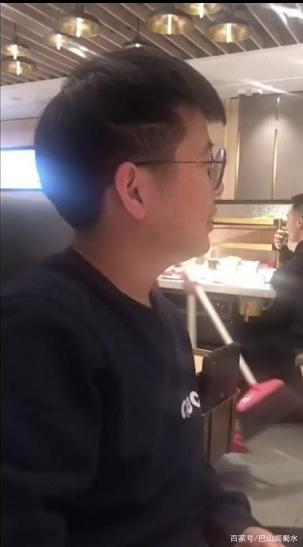 抖音吃瓜男网红寸头深圳,揭秘网络红人幕后生活