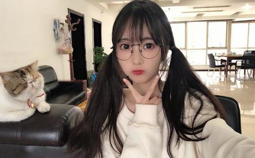 网红悦悦吃土瓜视频,网友直呼“土味”美食新体验