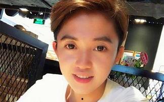 颜值网红吃瓜图片